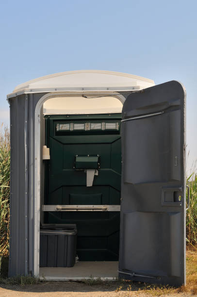 Best Best portable toilet rental  in Airport, CA