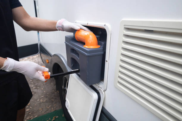 Portable Toilet Options We Offer in Airport, CA